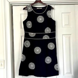 Boden Navy Blue Shift Dress w/ Embroidered Pattern